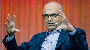 Davos, il CEO di Microsoft prevede il futuro dell'AI. Ecco cosa accadrà