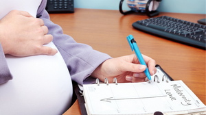 Lavori a rischio in gravidanza: quali sono e come chiedere la maternità anticipata