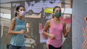 Coronavirus: perché i giovani muoiono? Le risposte degli scienziati