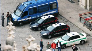 È legale sorpassare Polizia e Carabinieri?