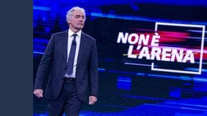Perché “Non è l'arena” di Massimo Giletti è stato sospeso da La7?