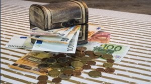 Quanto fruttano 200 € al mese per 15 anni sul conto corrente o sul fondo ad accumulo?