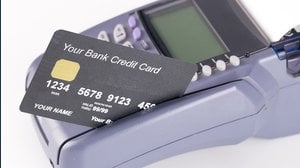 Fringe benefit, arriva la carta prepagata per i dipendenti