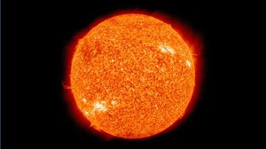 Tempesta solare in arrivo, l'allarme: cos'è e cosa si rischia 