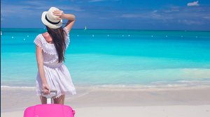 Estate 2023: 10 prodotti per la spiaggia da avere assolutamente