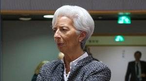 BCE, alert Lagarde da Davos su ricchezza e AI. “Verso guai seri”