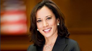 La bolla mediatica attorno all'invisibile Kamala Harris