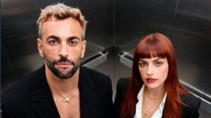 Come fare le foto con i personaggi famosi in ascensore o per strada