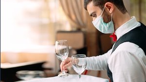 Covid, “green pass” obbligatorio per accedere a bar e ristoranti: ecco dove