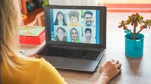 Su Google Meet arriva l'AI che “doppia” le call in tempo reale