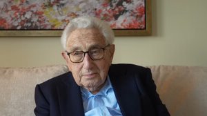 ChatGPT potrebbe mettere a repentaglio la democrazia: parola di Henry Kissinger