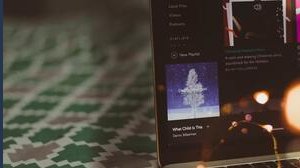 Le canzoni di Natale che guadagnano di più: la classifica