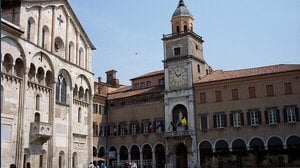 Top 10 aziende di Modena per fatturato. Dominano automotive e agroalimentare 