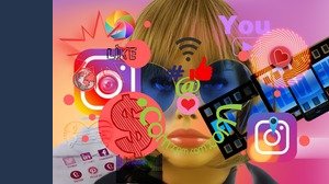 Stretta sui social, la Francia prepara una legge sugli influencer