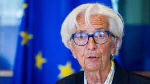 La BCE sta sbagliando di nuovo. E stavolta a pagare sarà l'Italia, due volte