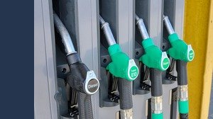Perché il diesel costa più della benzina
