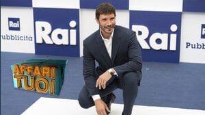 Quanto guadagna Stefano De Martino? Stipendio e patrimonio del presentatore tv