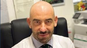 “Con Omicron l'immunità di gregge possibile in primavera”: la previsione di Bassetti