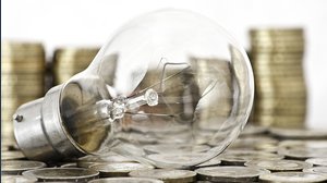 Perché aumentano le bollette di luce e gas