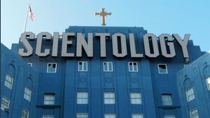Quanti soldi ha Scientology e quanto costa farne parte