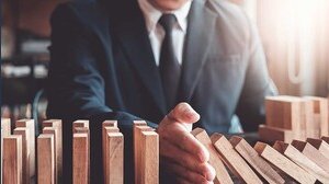 Azioni o obbligazioni? Su cosa puntare nel 2023