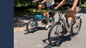 Arriva dal Giappone una bici elettrica con 1.000 km di autonomia. Ecco come funziona