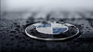 BMW, svolta green: 50% delle vendite da auto elettriche entro il 2030