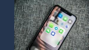 WhatsApp, ecco quando i tuoi messaggi possono essere usati in Tribunale