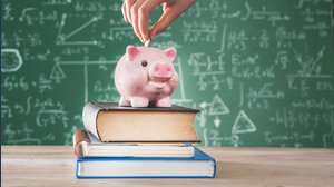Scuola, emissione speciale gennaio 2024 per i supplenti: ecco quando arriva lo stipendio