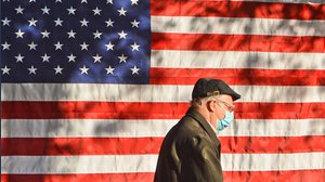 Stati Uniti, 1 milione di casi Covid in un giorno: cosa sta succedendo?