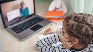 Tutti gli aiuti per i genitori con figli in Dad nel decreto Covid: ecco quali sono