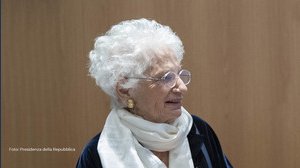 Cosa ha detto Liliana Segre al Senato e perché ha chiesto di difendere la Costituzione a 100 anni dalla marcia fascista su Roma