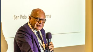 Variante Xe, “non c'è nessun ritorno alla normalità, Covid non è diventato un raffreddore”: l'intervista al prof. Galli