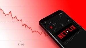 Neflix sempre più vicina all'acquisizione di Warner, ma la guerra con Paramount fa crollare le azioni