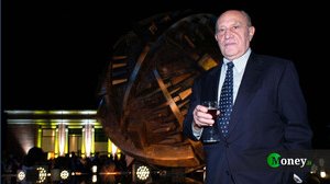 Quanto valgono le opere di Arnaldo Pomodoro, famoso scultore contemporaneo italiano