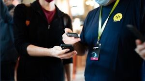 Green pass e zona rossa, le nuove regole: da oggi meno restrizioni