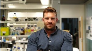 Cosa sappiamo davvero sulla variante Omicron e i vaccini: l'intervista al collaboratore dell'Oms