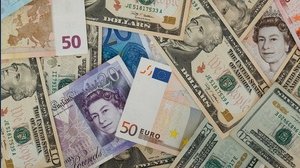 Risparmio globale da record: oltre $5.000 miliardi. Sarà boom dei consumi?