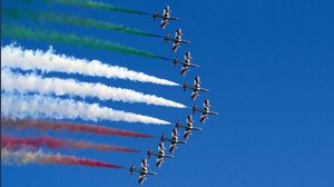 Concorso Aeronautica Militare 2023 per 775 posti: requisiti e domanda