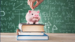 Quando arrivano aumenti e arretrati per lo stipendio di insegnanti e ATA