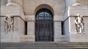 Borsa di Milano oggi 16 dicembre: Ftse Mib ancora in ribasso, spread oltre i 210 punti