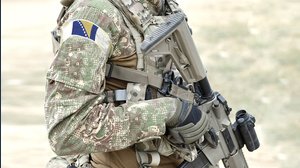 Armi inviate all'Ucraina, l'allarme dell'Europol: ecco che fine fanno davvero