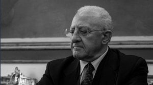 Quanto guadagna Vincenzo De Luca? Stipendio e biografia del presidente della Campania