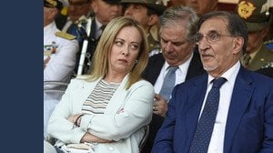 Non solo BCE, anche il risparmio degli italiani molla i BTP di Meloni