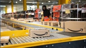 Compra pacchi Amazon a €3 euro al chilo e fattura milioni con il business dei resi