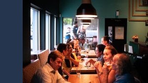 Bar e ristoranti, nuove regole dall'1 aprile: cosa cambia al bancone e ai tavoli e quando serve il green pass