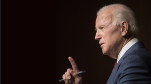 Confini addio: Biden incoraggia i clandestini a venire negli USA