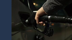 «Fai il pieno alla tedesca». Conosci già questo trucco per risparmiare sulla benzina?