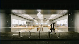 Apple, la trimestrale in chiaroscuro e la chiamata più bullish sulle azioni per il 2025