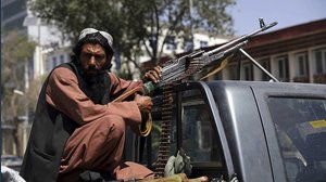 “Afghanistan, oltre ai Talebani due vincitori: Pakistan e il complesso militare industriale americano”